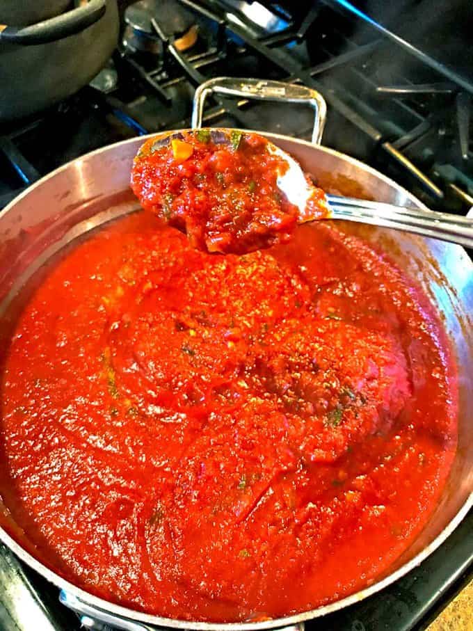 Homemade Red Sauce in Less then 40 Minutes! Savor with Jennifer