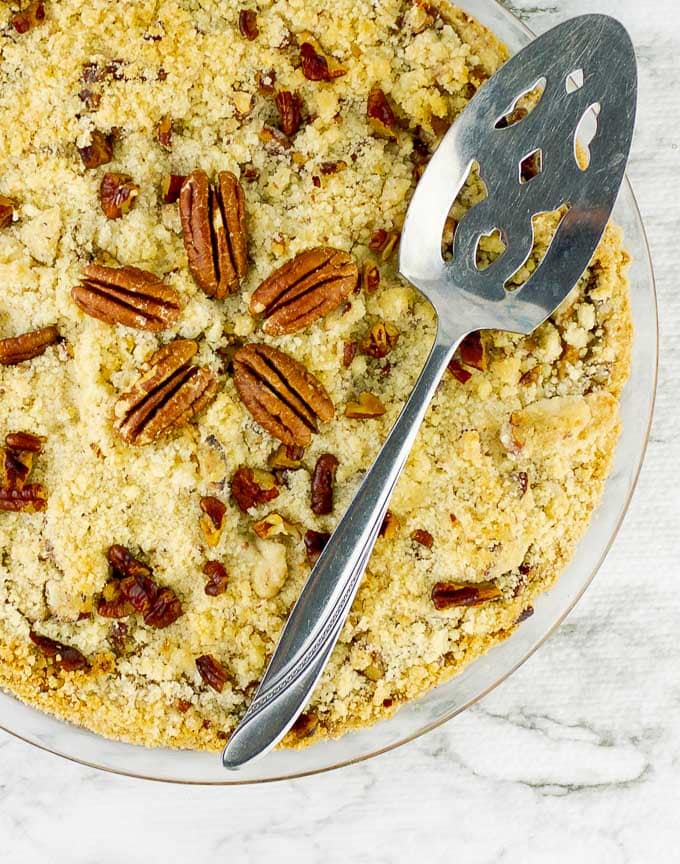 Toasted Pecan Streusel Pumpkin Pie 