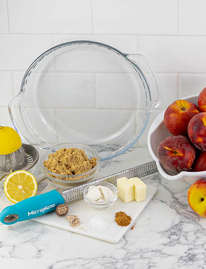 filling ingredients for Fresh Peach Pie With Crumble